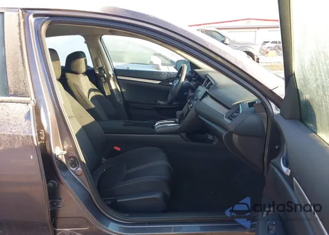 2018 Honda Civic Lx z USA, uszkodzony, nr VIN 19XFC2F52JE013132